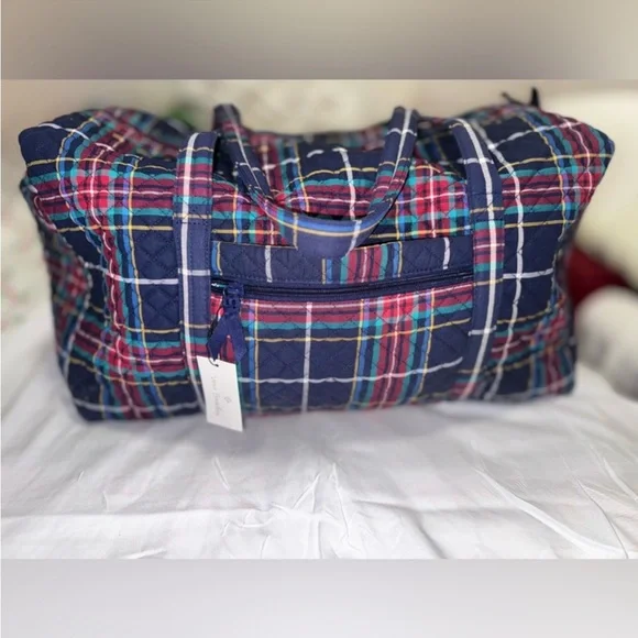 NWT Vera Bradley large travel dufie strap drop 22.0" w x 11.5" h x 11.5" d - Picture 7 of 11